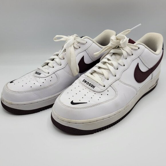 Nike Air Force 1 CJ8731 100 Low Mens Sneakers Size 10 White & Maroon - Picture 6 of 16